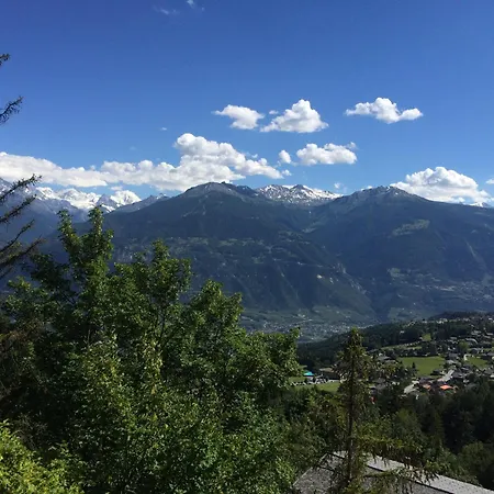 Отель De La Foret