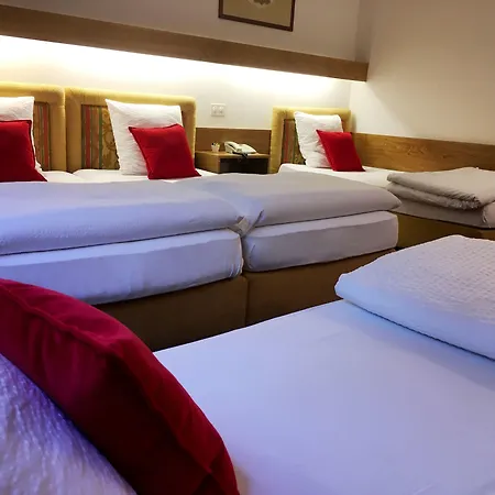 De La Foret Hotel