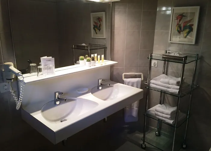 De La Foret 3* קראנס-מונטנה