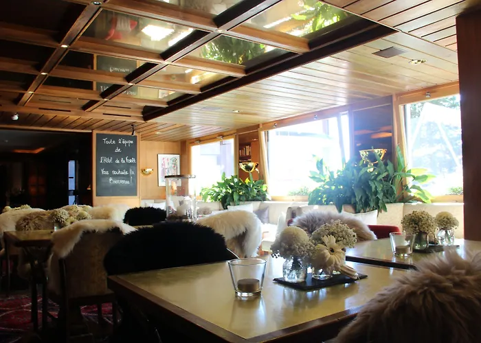 Hotel De La Foret 3*