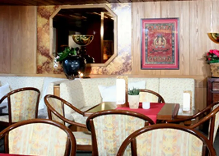 מלון De La Foret 3*