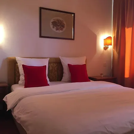 Otel De La Foret 3*